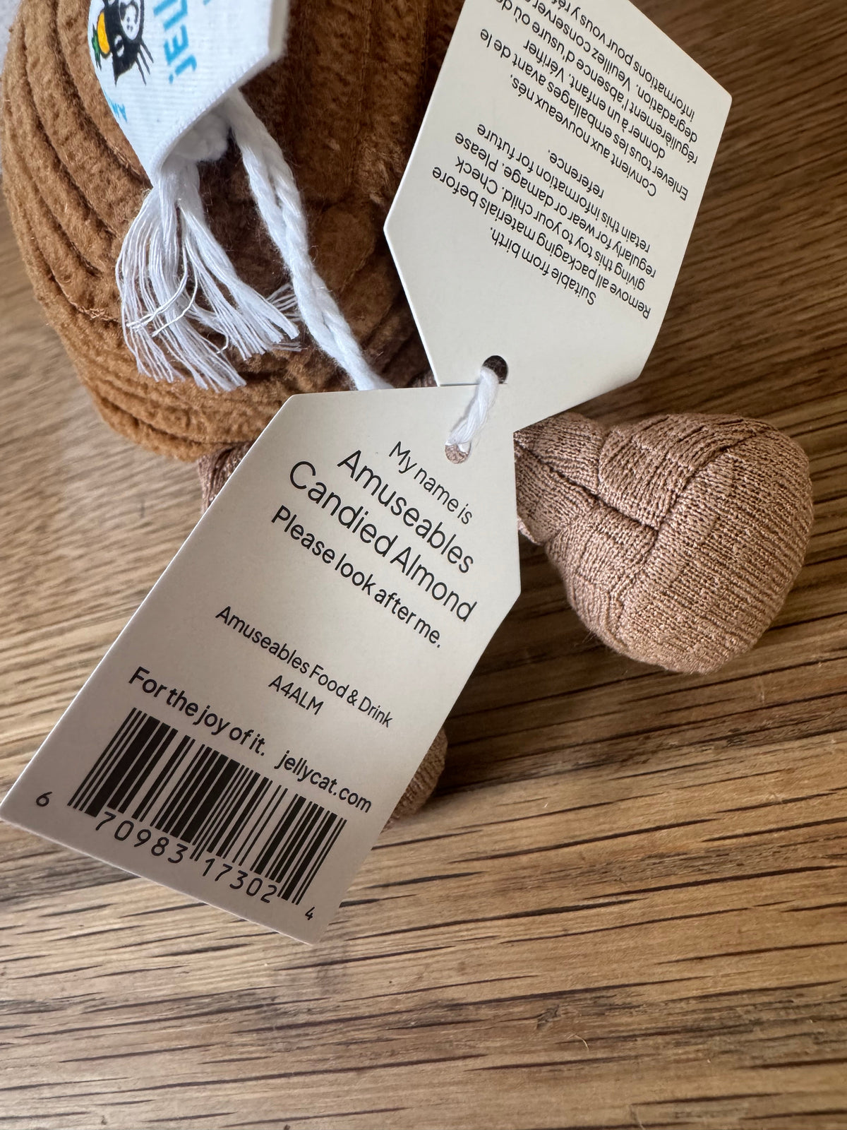 Jellycat Amuseables Candied Almond | Jellyfest Berlin Exclusive