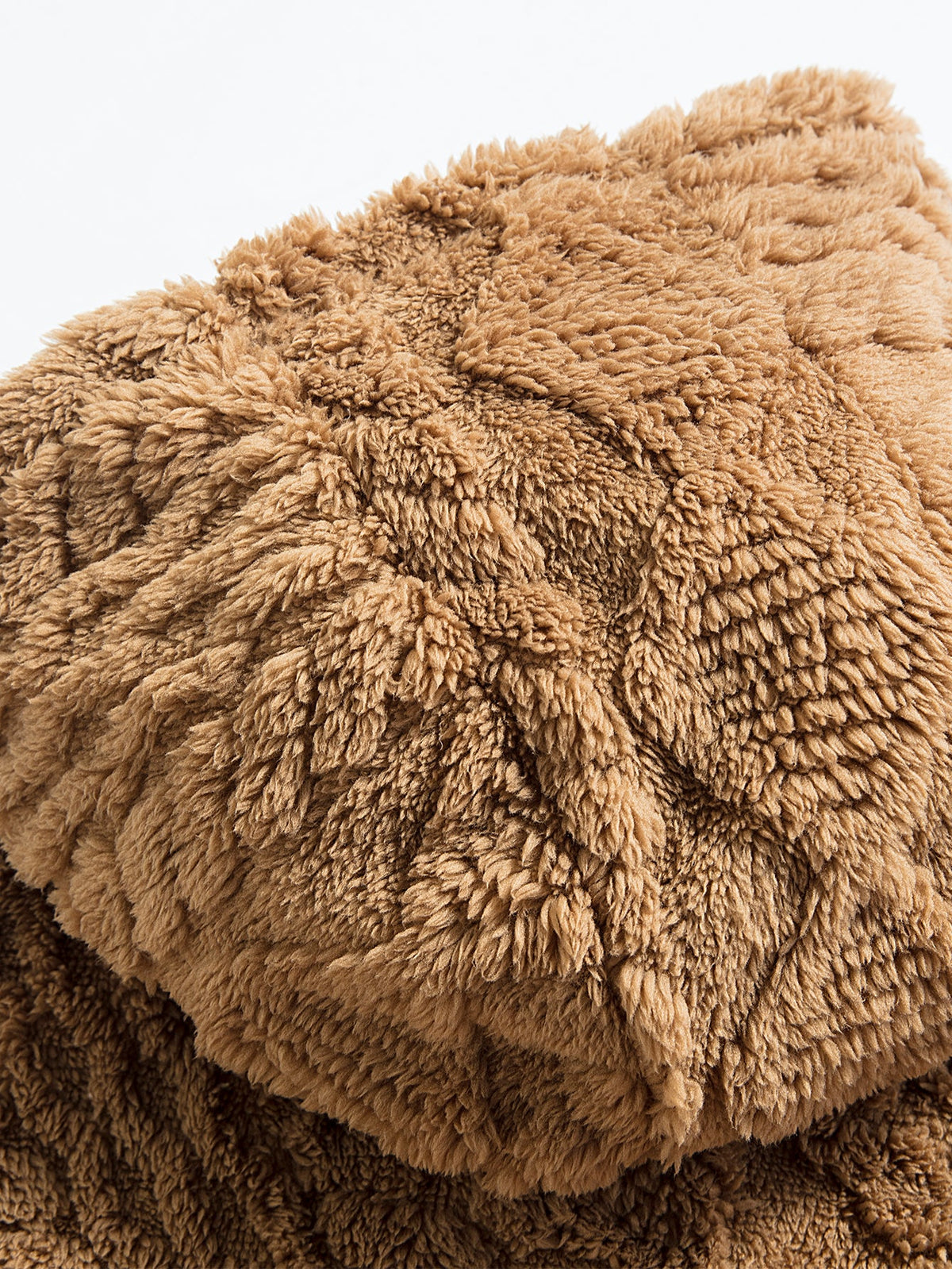 Geometrischer Jacquard-Teddy-Kapuzenpullover