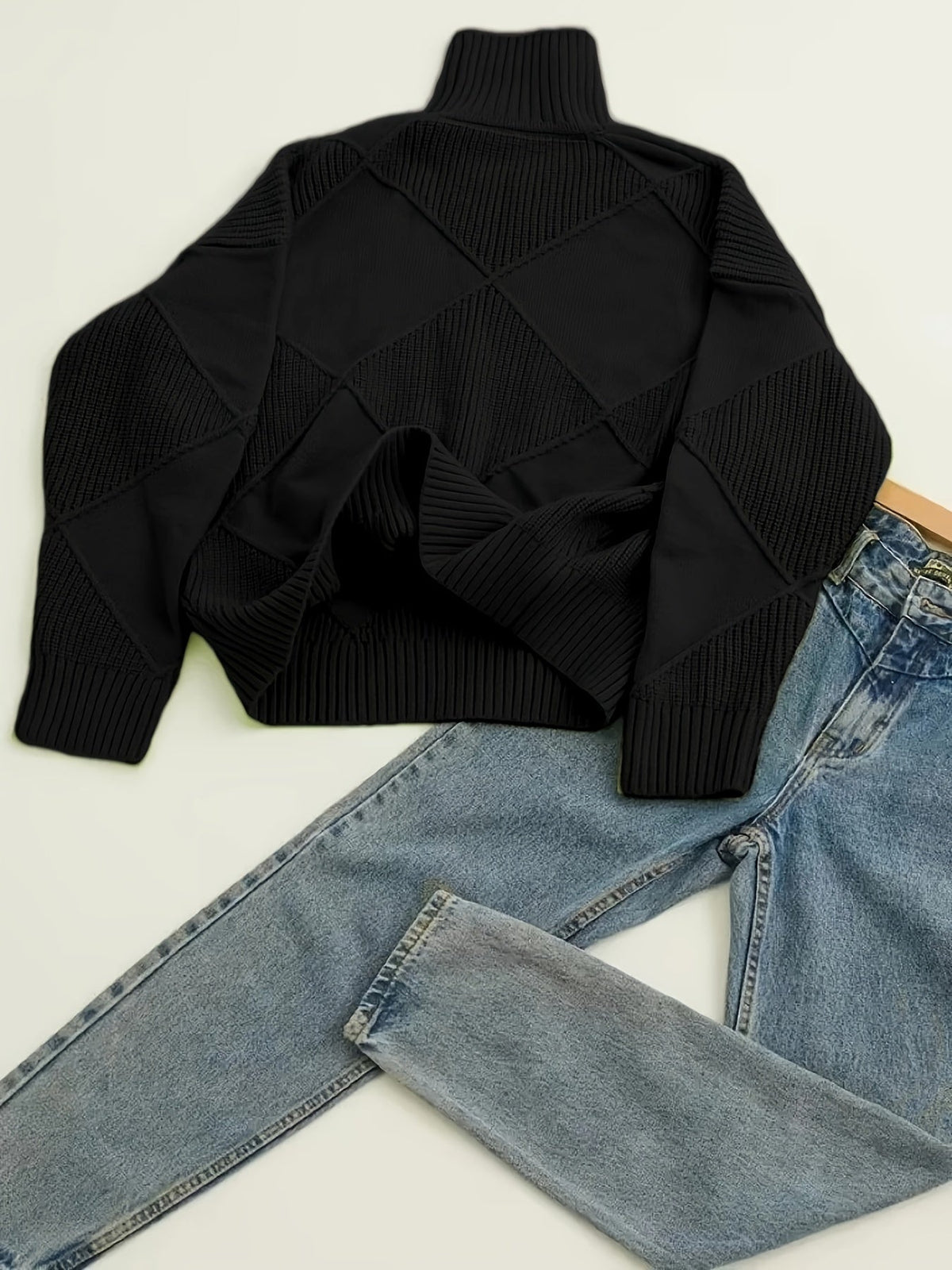 Freya | Strukturierter Rollkragenpullover