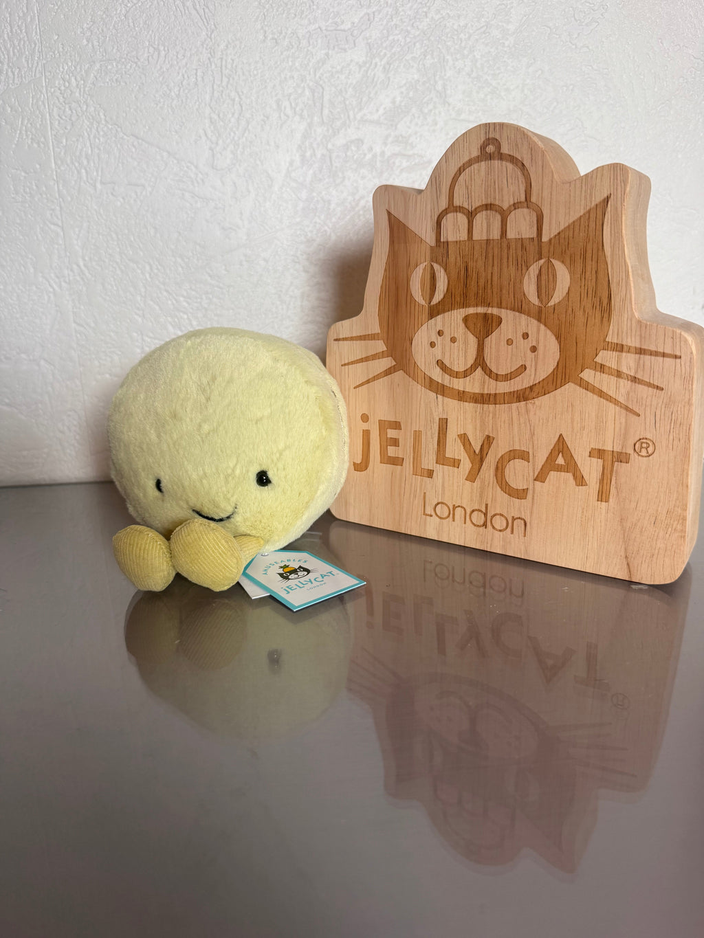 Jellycat Max Macaron