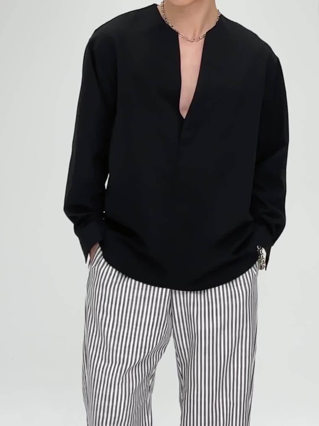 Nigel | Kragenloses V-Neck-Shirt