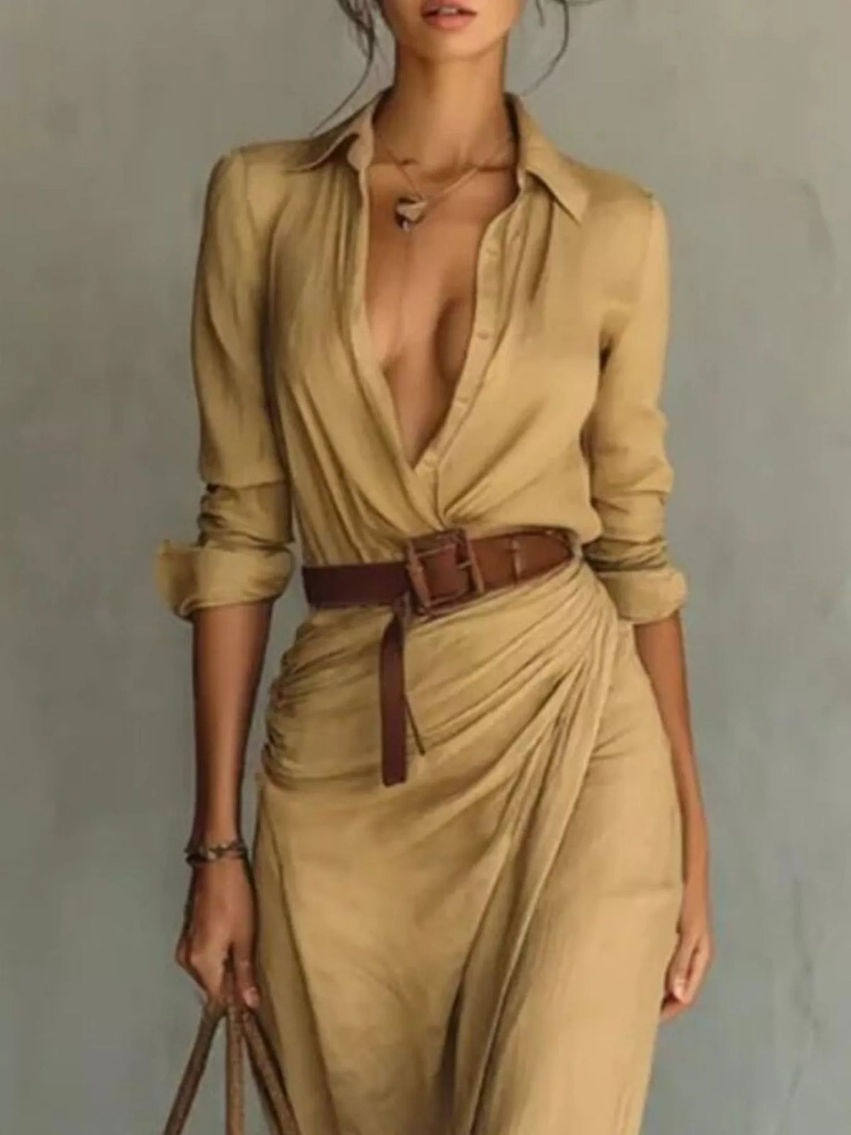 Verity | Elegantes Maxikleid mit Bindegürtel und langen Ärmeln