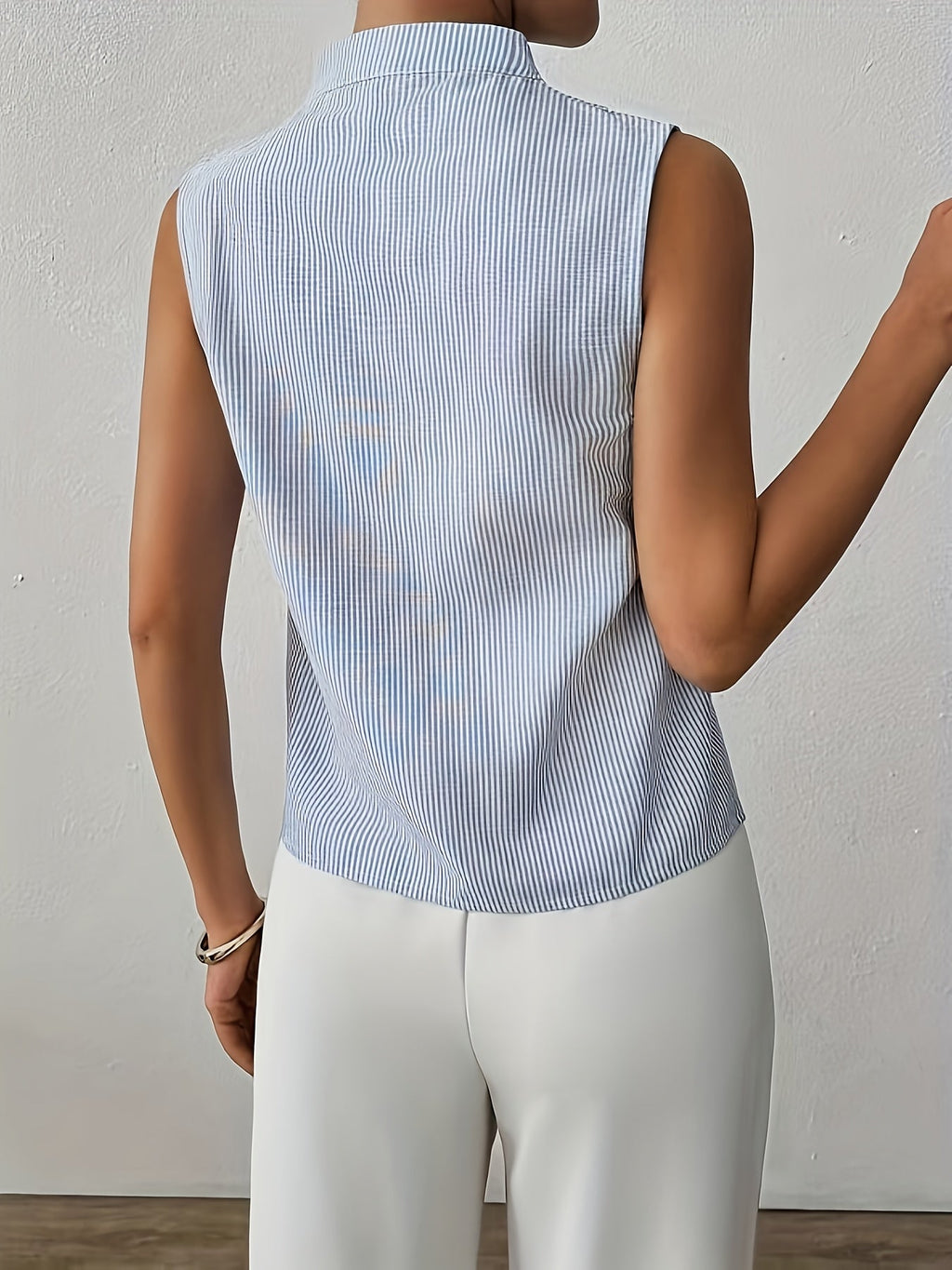 Greta | Striped Sleeveless V-Neck Top