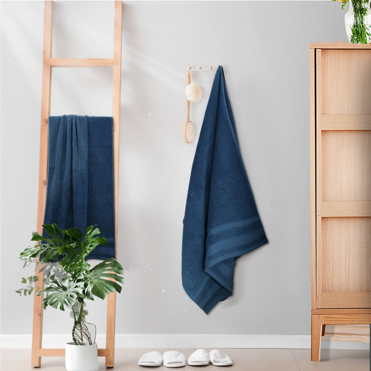 Bath Towel Set in Pure Cotton, Six or Ten Solid-Color Towels for Bathroom Routines, Gym Visits and Travel