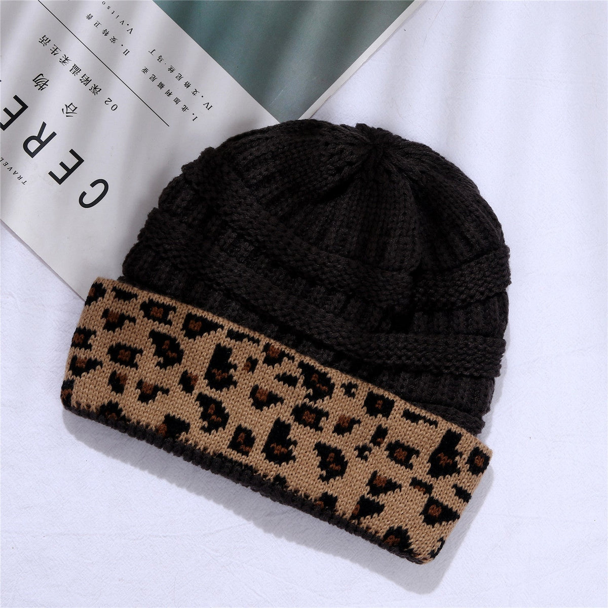 Trieber Strickmütze mit Leopardenmuster und Umschlag – Polyacryl, Einheitsgröße, 9 Farben