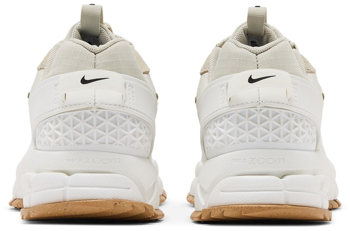 Nike Women's Zoom Vomero 5 Roam Sail/Light Stone/Gum