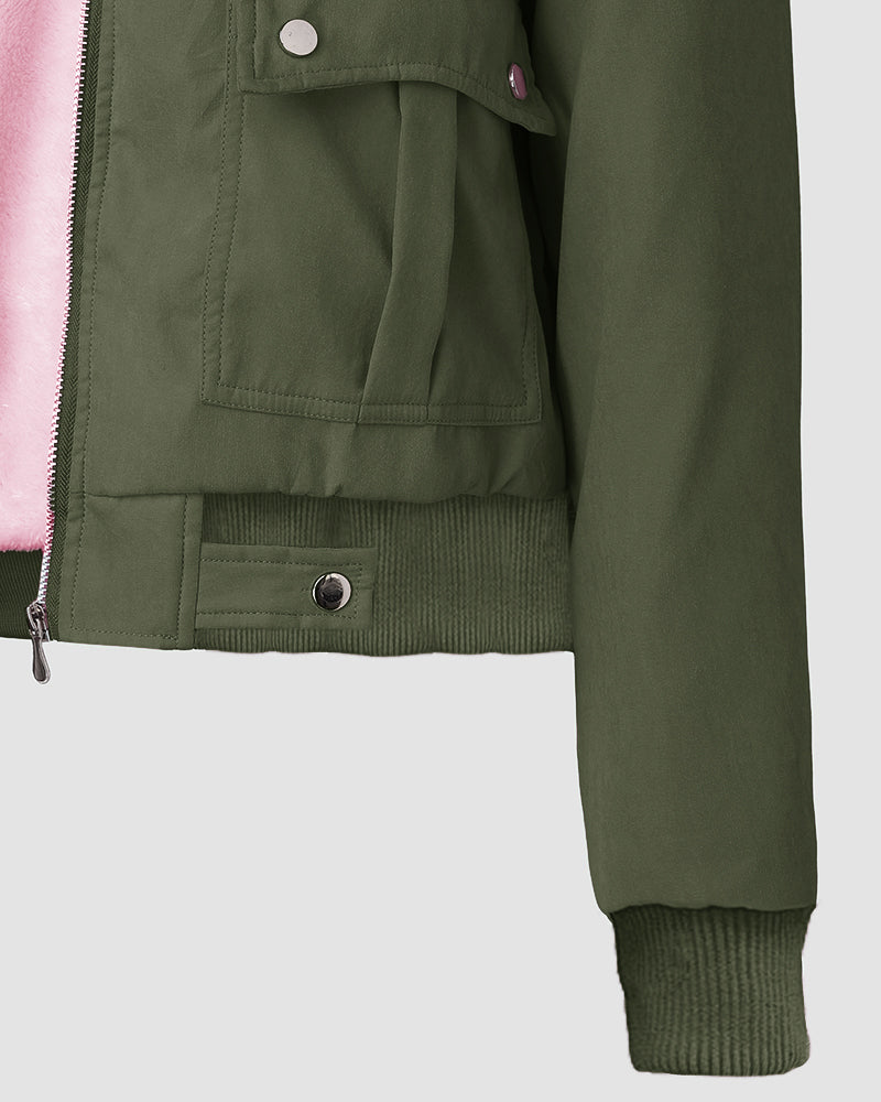 Flauschige Jacke mit Kapuze, Reißverschluss, Fleecefutter und Taschen