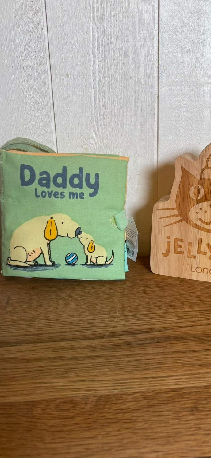 Jellycat ‘Daddy loves me’ Cloth Book