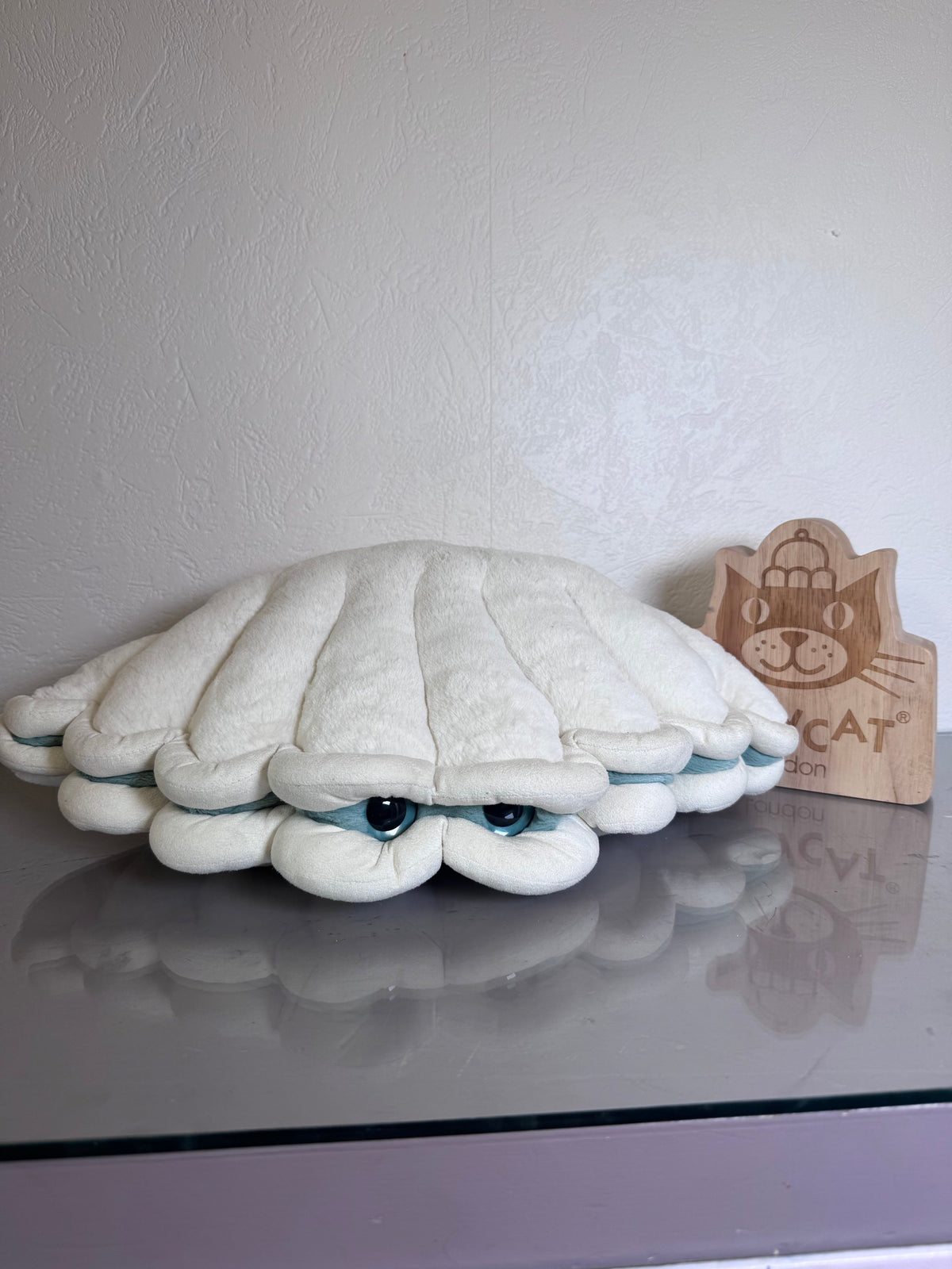 Jellycat Chloe Clam | Large Size