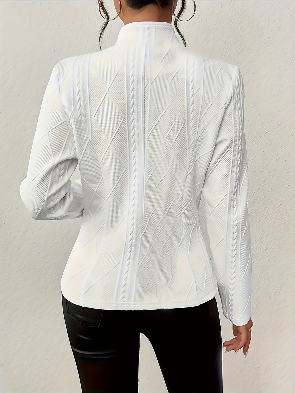 Delilah | Strukturierte, taillierte Jacke