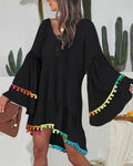 Colorblock-Minikleid mit V-Ausschnitt, Trompetenärmeln und Quasten, A-Linie, Urlaubskleid