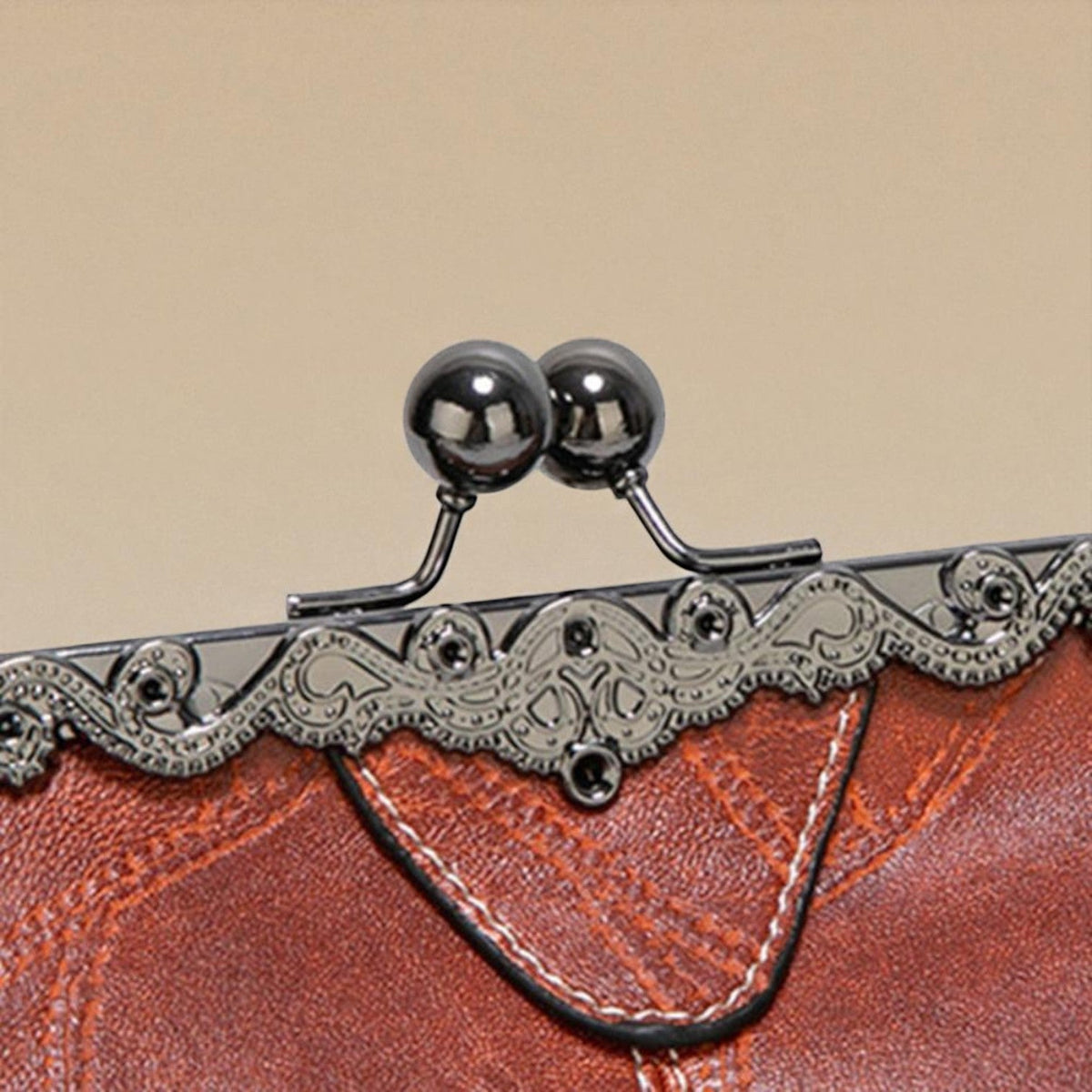 Emma | Classic Vintage Handbag