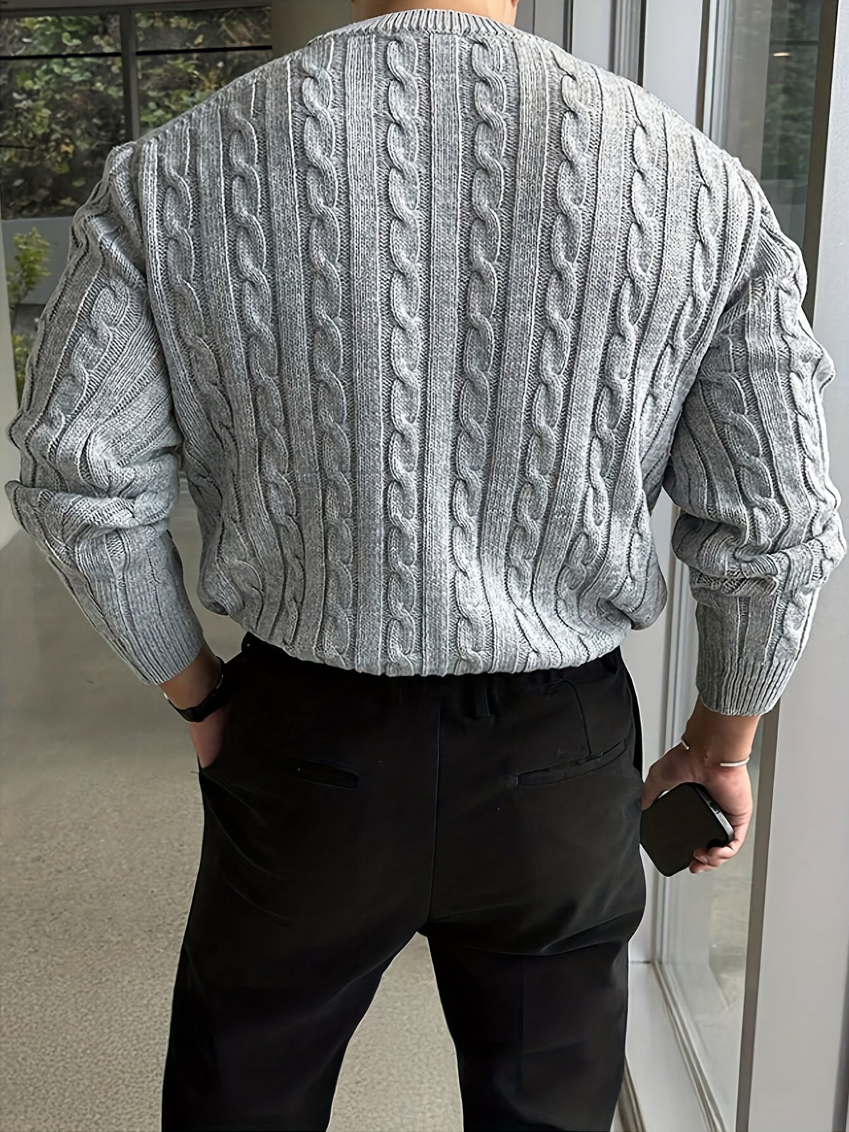 Gareth | Rundhals-Pullover im Zopfmuster