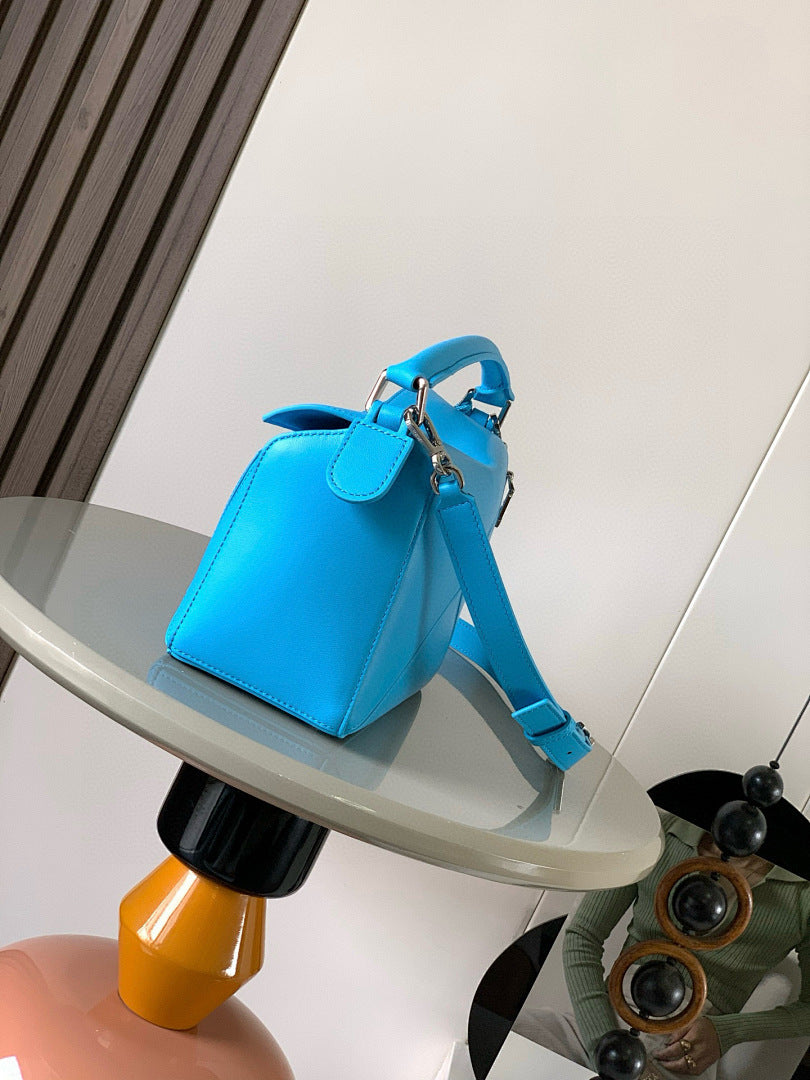 Loewe Puzzle Bag Small – Electric Blue Smooth Calfskin Silver Hardware