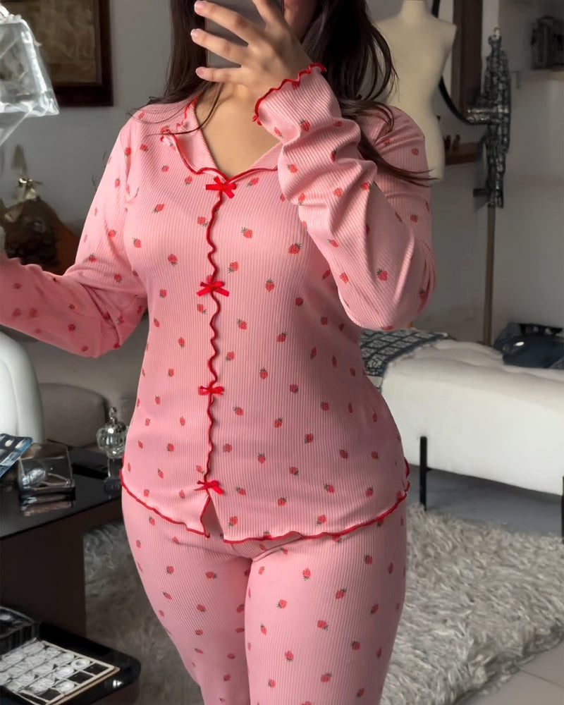 2 Pieces Outfit Bowknot Decor Turn-down Collar V-Neck Top and Elastic Waist Slit Hem Pants Set Casual Strawberry Print Frill Trim Ribbed Pajamas Set