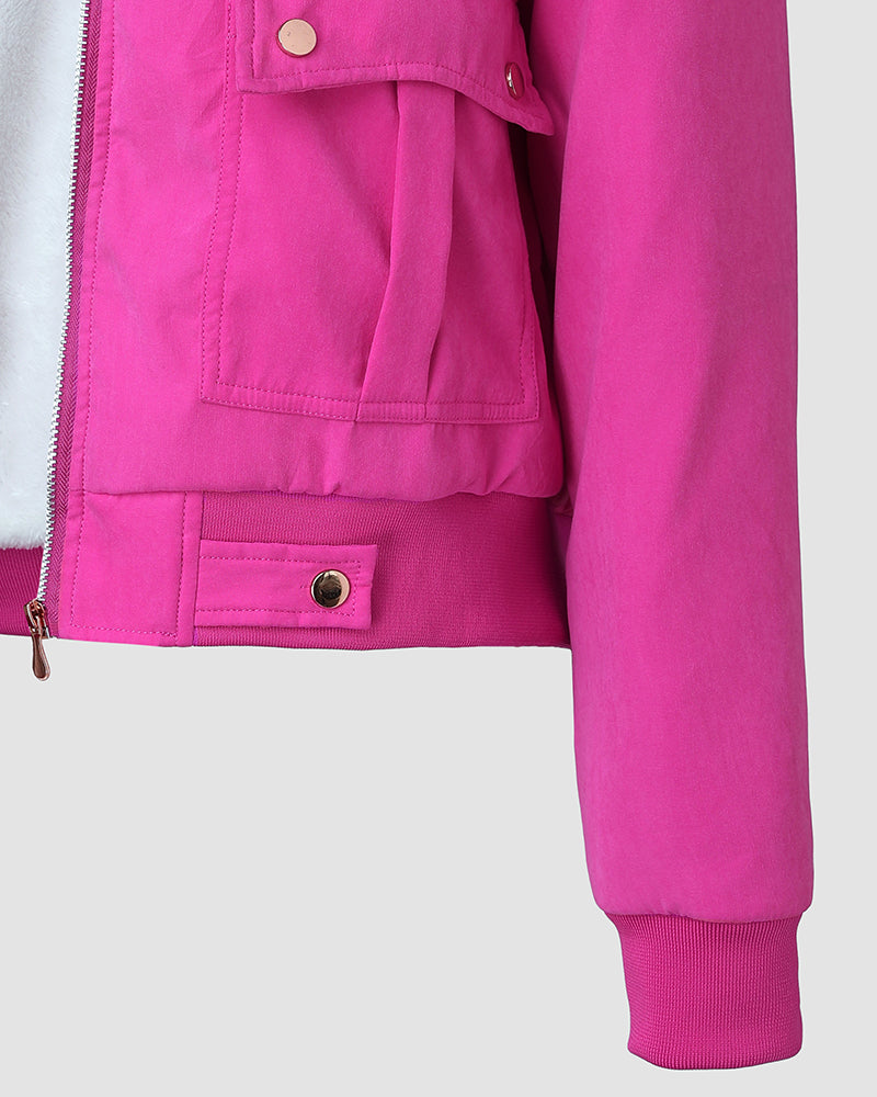 Flauschige Jacke mit Kapuze, Reißverschluss, Fleecefutter und Taschen