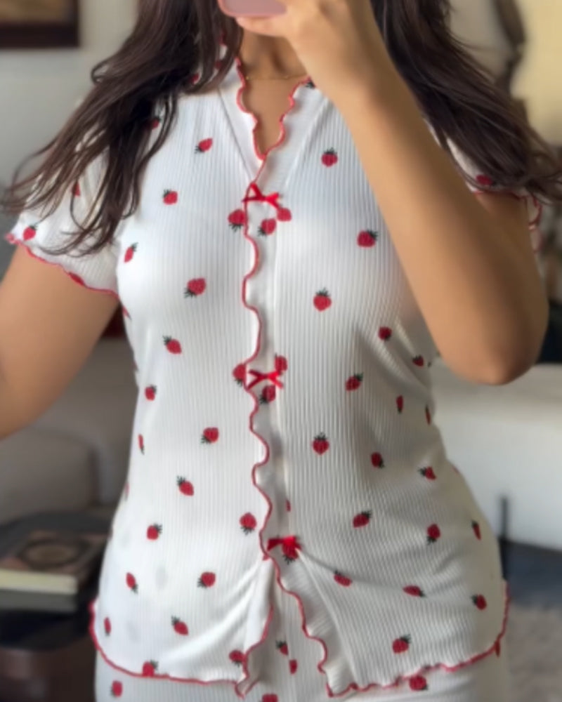 2 Pieces Outfit Strawberry Print Stand Collar Short Sleeve T-shirt and Pants Pajamas Set