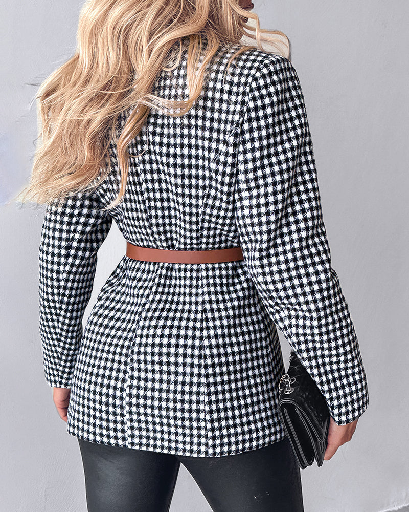 Zweireihiger Blazer mit Hahnentrittmuster und Gürtel