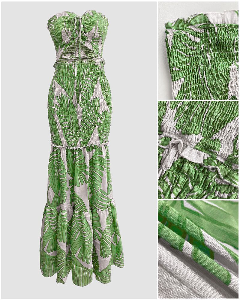 Tropisches Neckholder-Kleid mit gesmokter Taille, Rüschenbesatz, Cut-out vorne, gerafftem Detail, schmaler Passform, Rüschensaum und Meerjungfrauen-Schnitt für den Urlaub