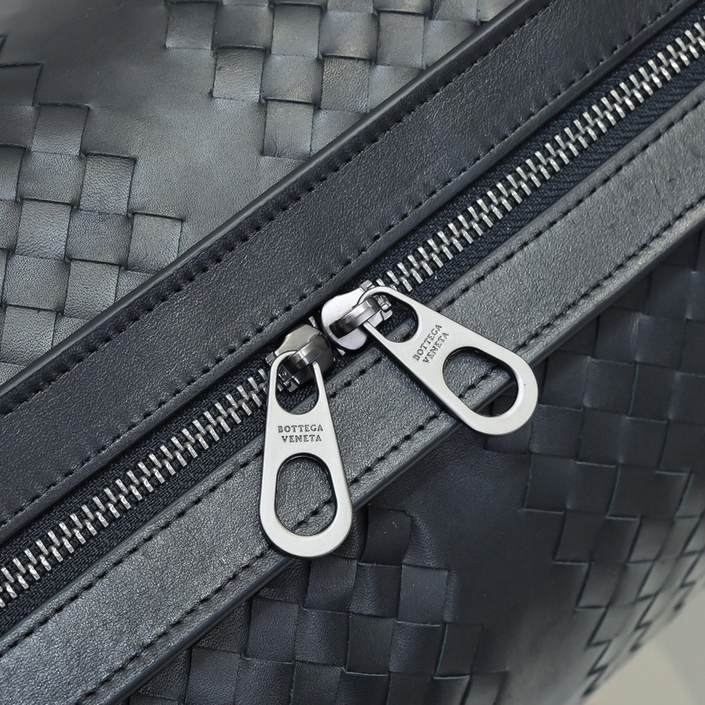 Bottega Veneta Intrecciato Woven Leather Travel Duffle Bag – Black