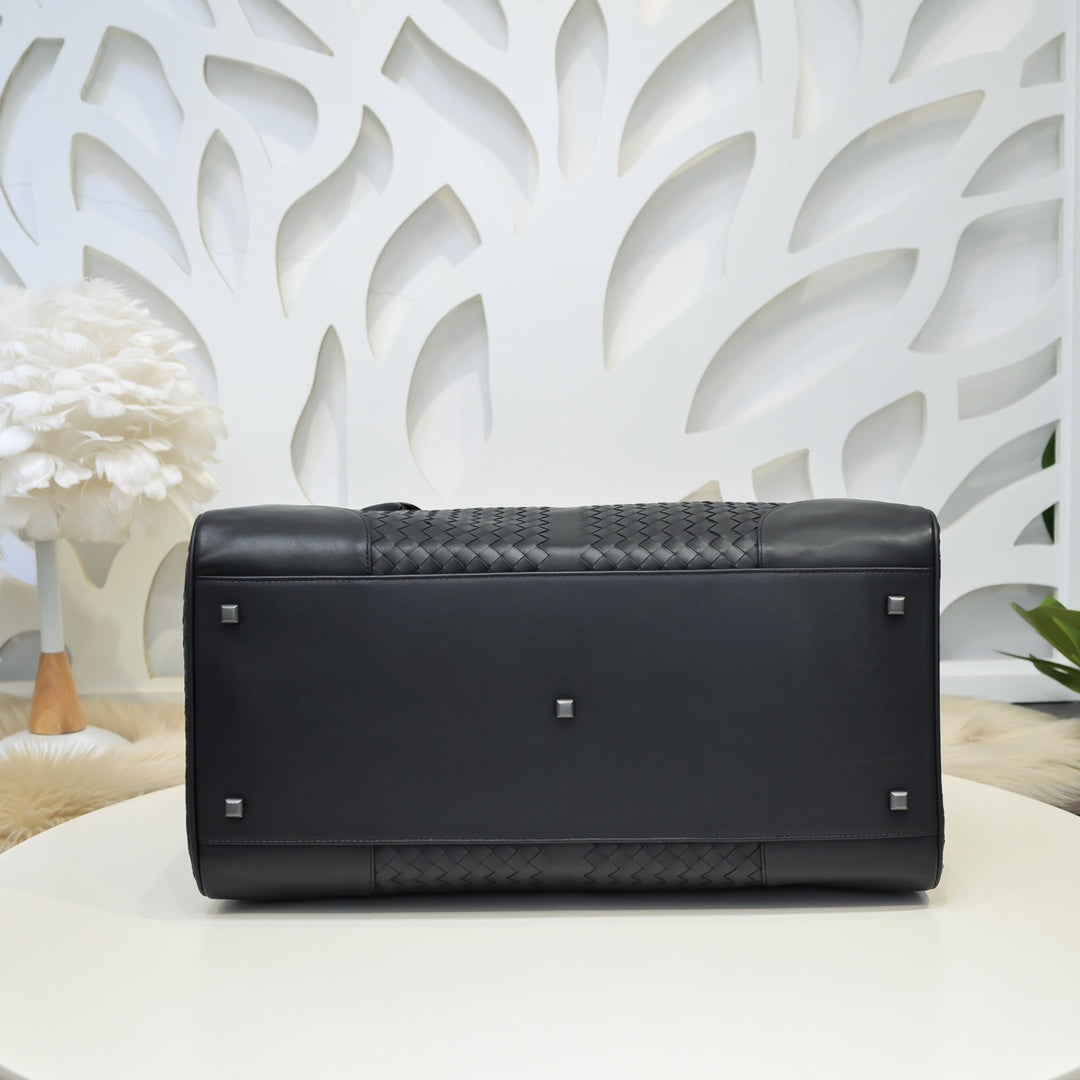 Bottega Veneta Intrecciato Woven Leather Travel Duffle Bag – Black