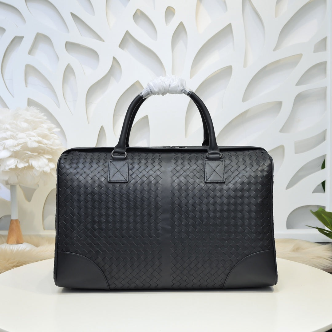 Bottega Veneta Intrecciato Woven Leather Travel Duffle Bag – Black