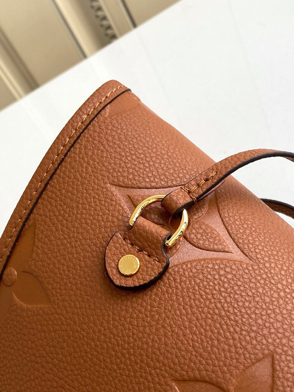NEVERFULL MM 32 BRAUN MONOGRAM EMPREINTE LEDER