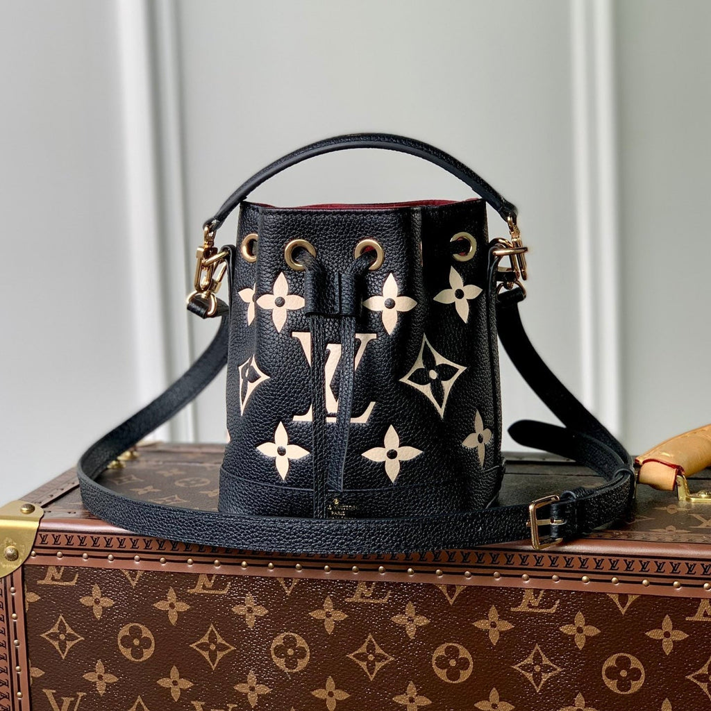 NANO NOÉ 16 IN SCHWARZ-BEIGE ZWEIFARBIGEM MONOGRAM EMPREINTE KALBSLEDER