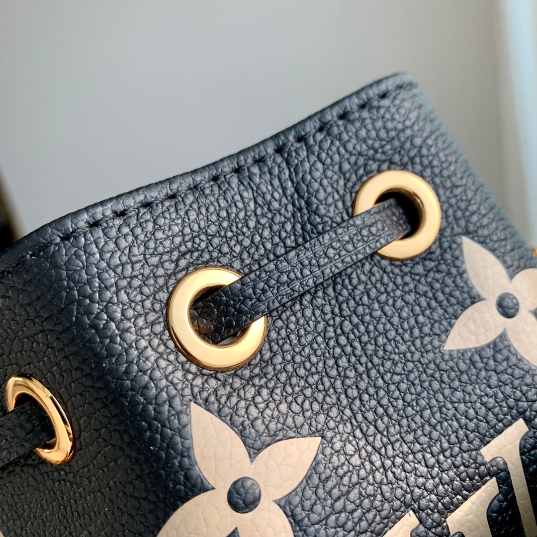 NANO NOÉ 16 IN SCHWARZ-BEIGE ZWEIFARBIGEM MONOGRAM EMPREINTE KALBSLEDER