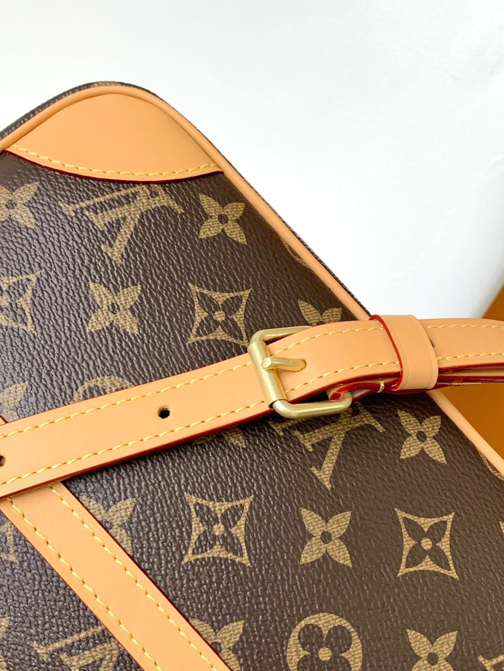 Louis Vuitton Trocadéro Mini Messenger Bag 23 – Beige Brown Monogram Coated Canvas Flap Closure Gold Hardware Adjustable Strap