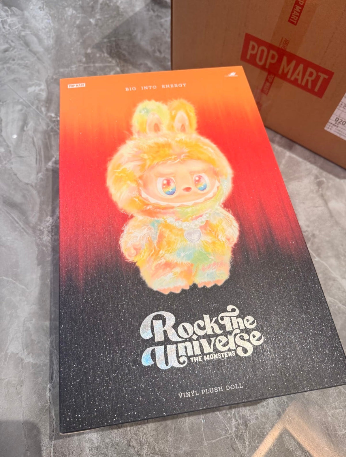 THE MONSTERS Big into Energy Series - ROCK THE UNIVERSE VINPL PLUSH DOLL