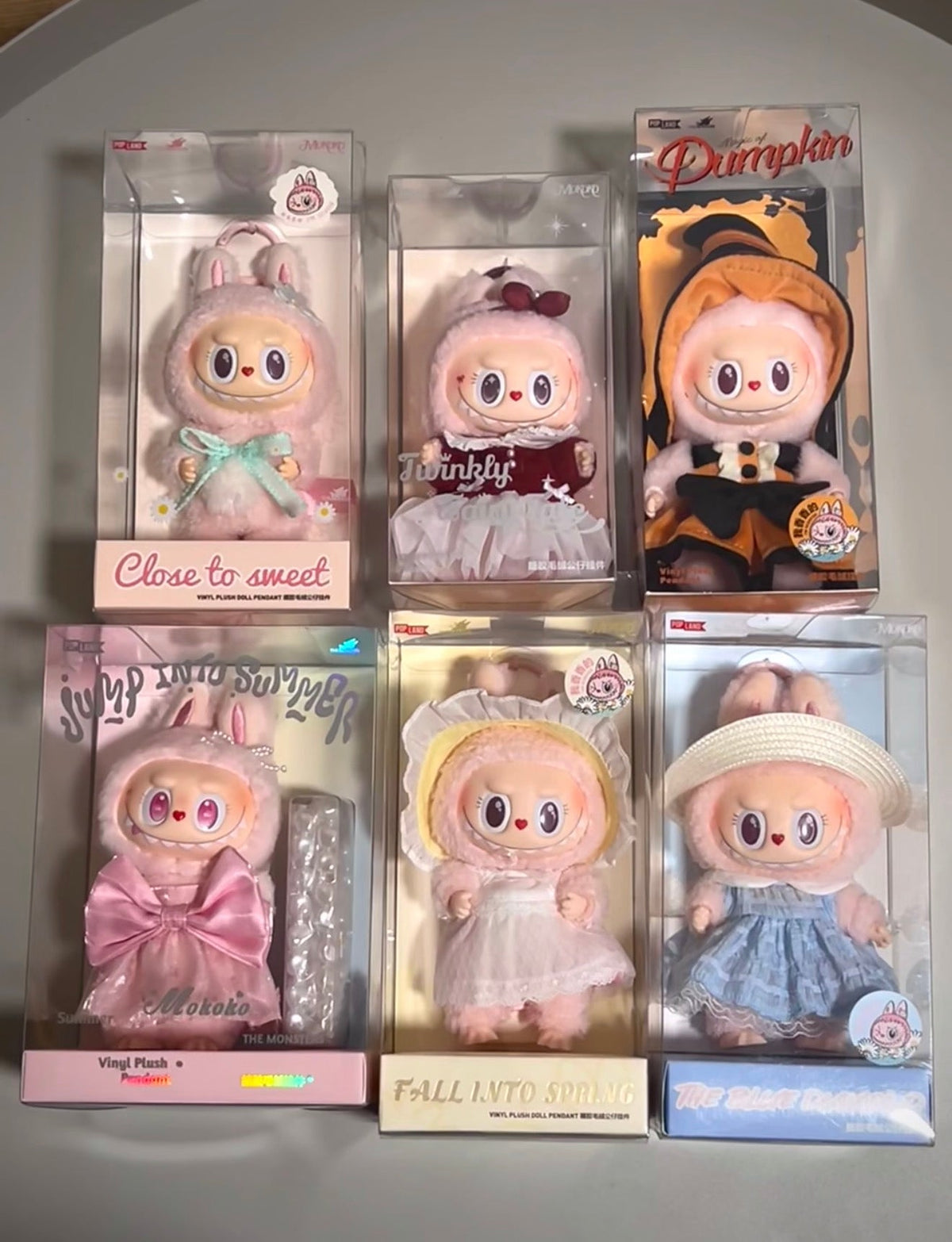 Pop Mart  Mokoko Close to Sweet Vinyl Plush Doll Pendant Keychain