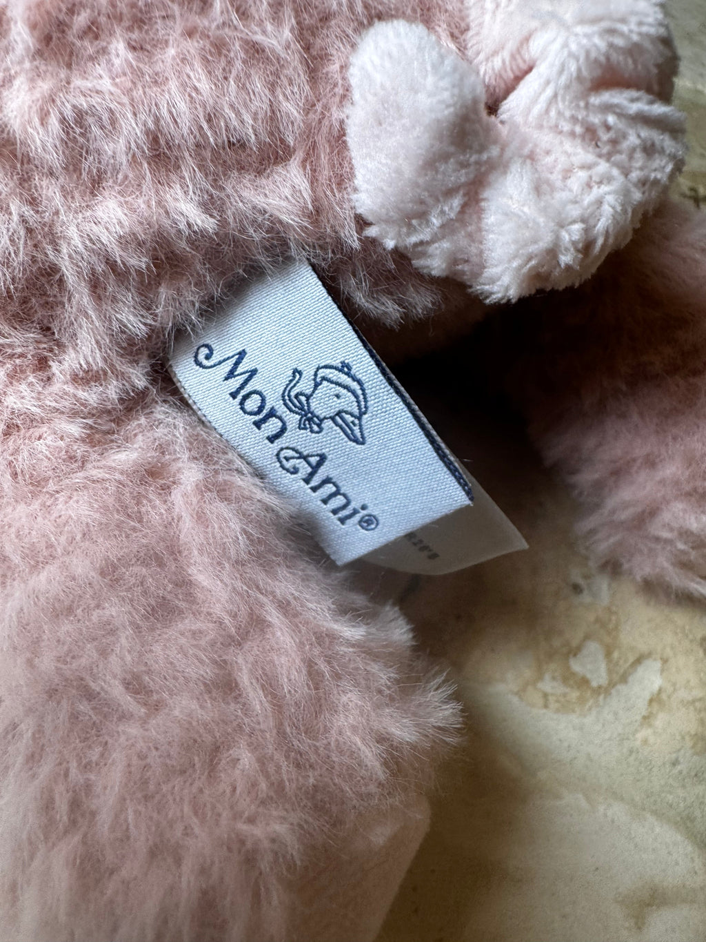 Mon Ami | Pixie Laying Pig
