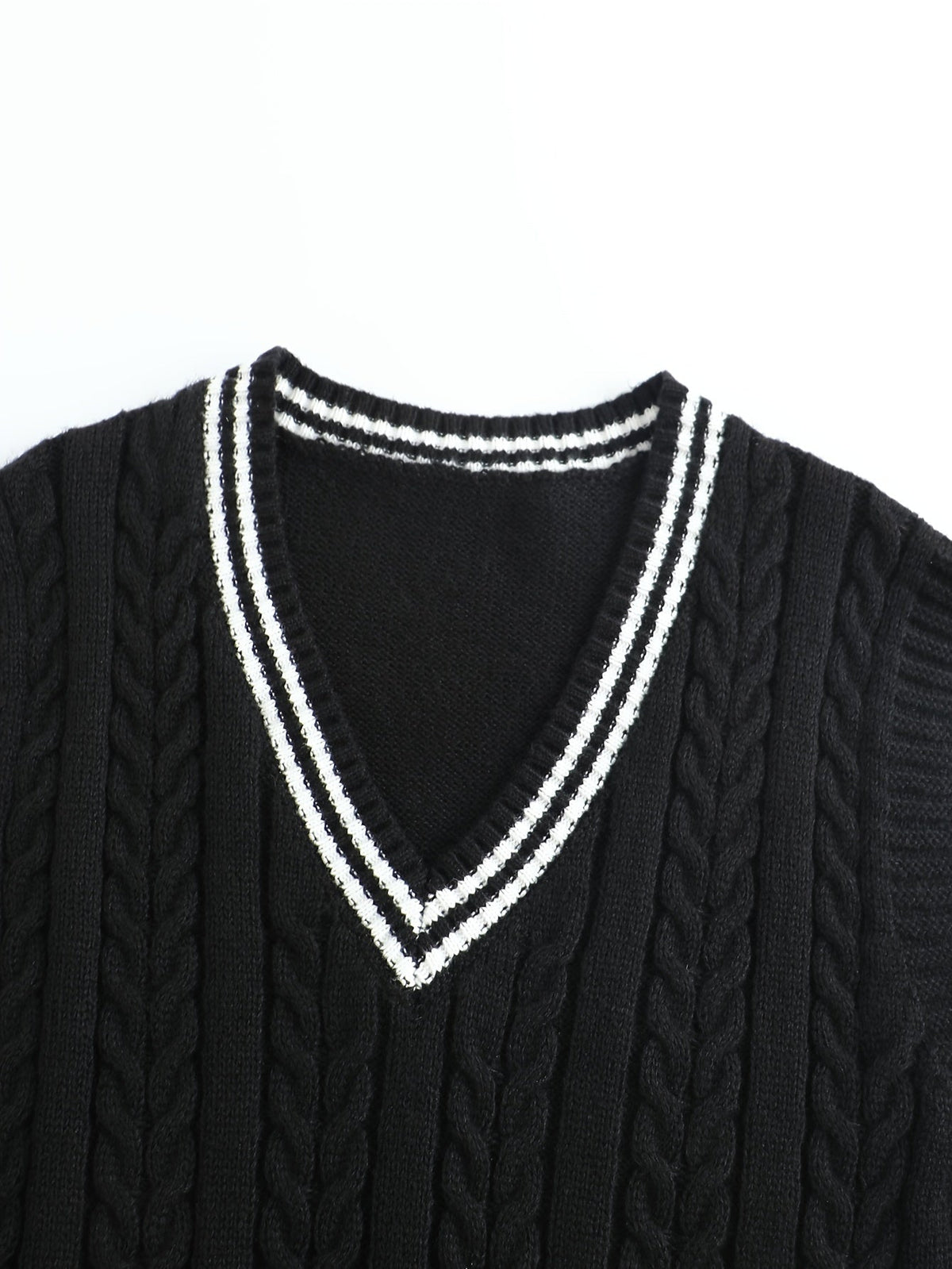 Lionel | Classic Cable-Knit Sweater Vest