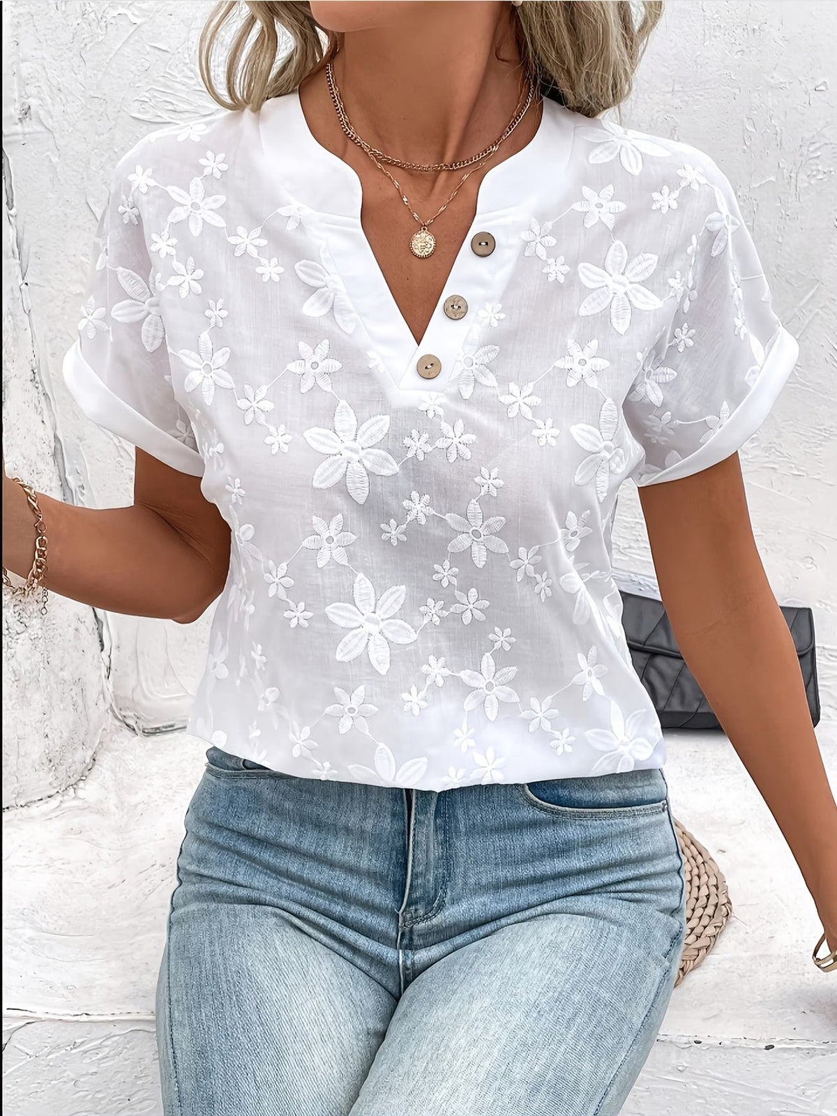 Thea | Elegante florale Bluse mit Knopfleiste
