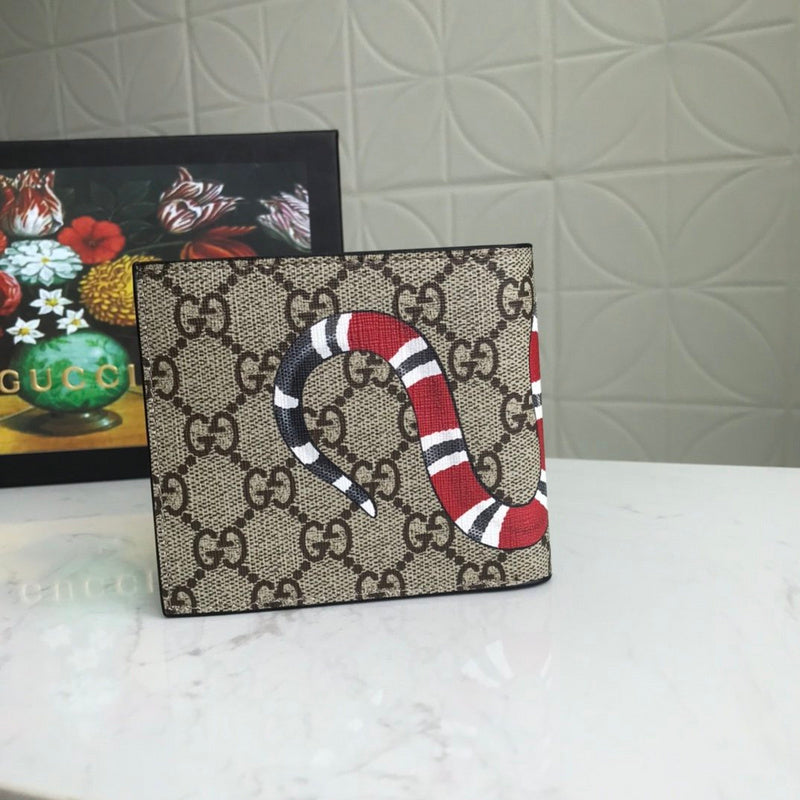 Gucci GG Supreme Kingsnake Print Bifold Wallet