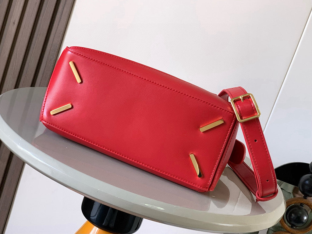Loewe Puzzle Bag Small – Red Smooth Calfskin Leather Gold Hardware