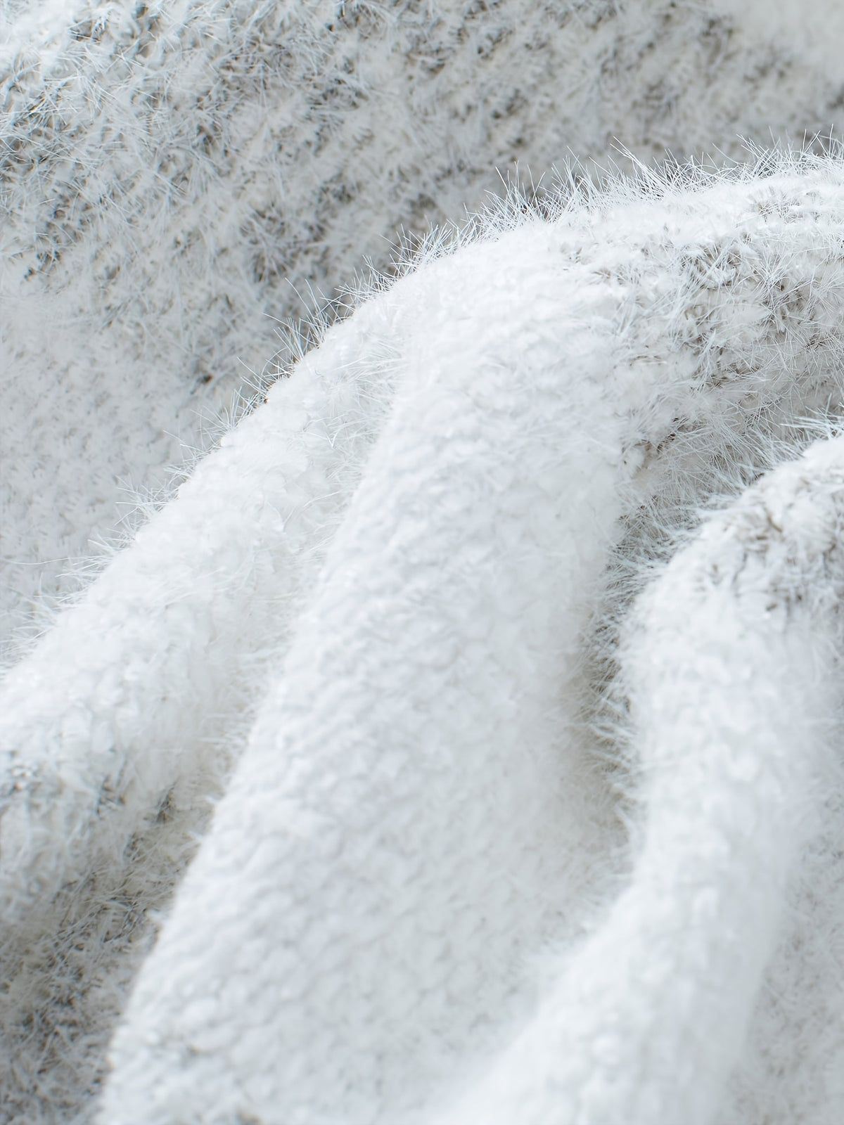 Isolde | Kuscheliger Streifenpullover mit Stehkragen