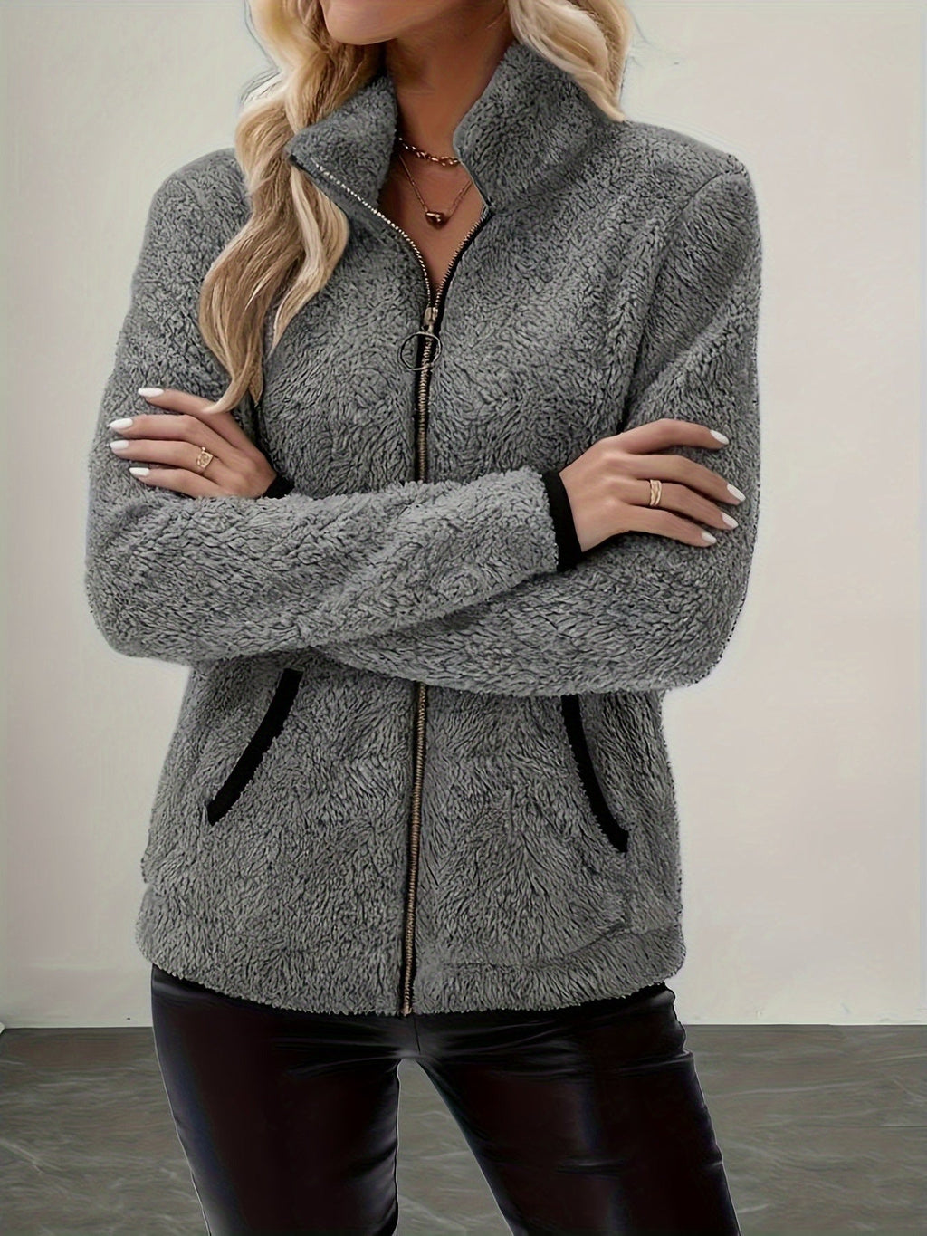 Mabel | Kuschelige Zip-Jacke