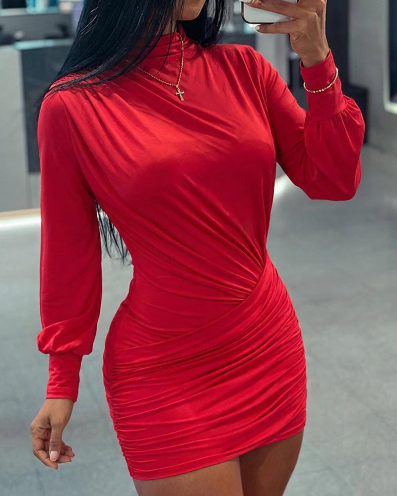 Damen-Minikleid mit Stehkragen, gerafftem Bodycon-Schnitt, Ballonärmeln und asymmetrischer Wickeloptik für Partys