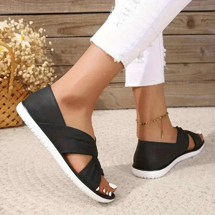 Annette | Gepolsterte Crossover-Sandalen