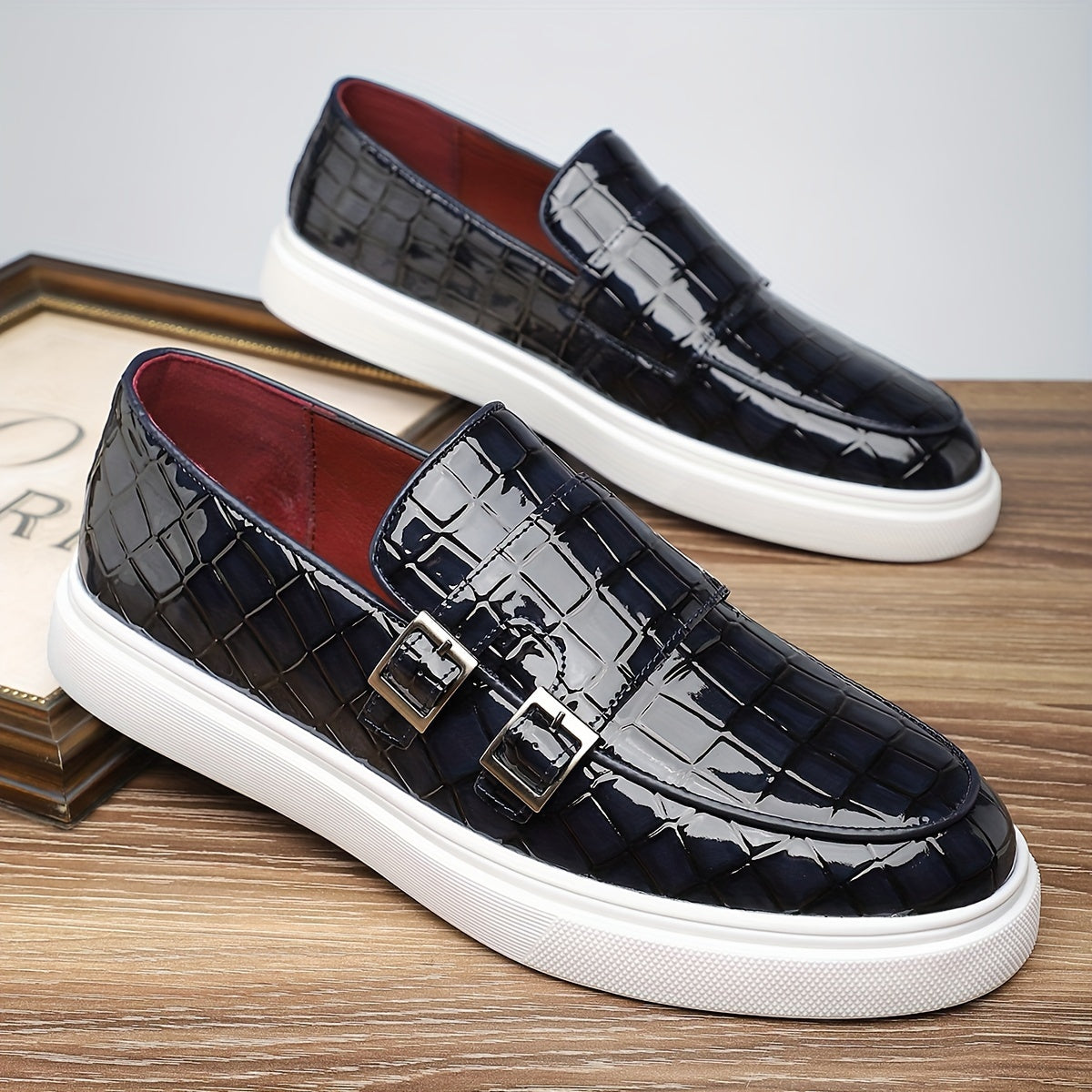 Rowan | Geschnallte Slipper