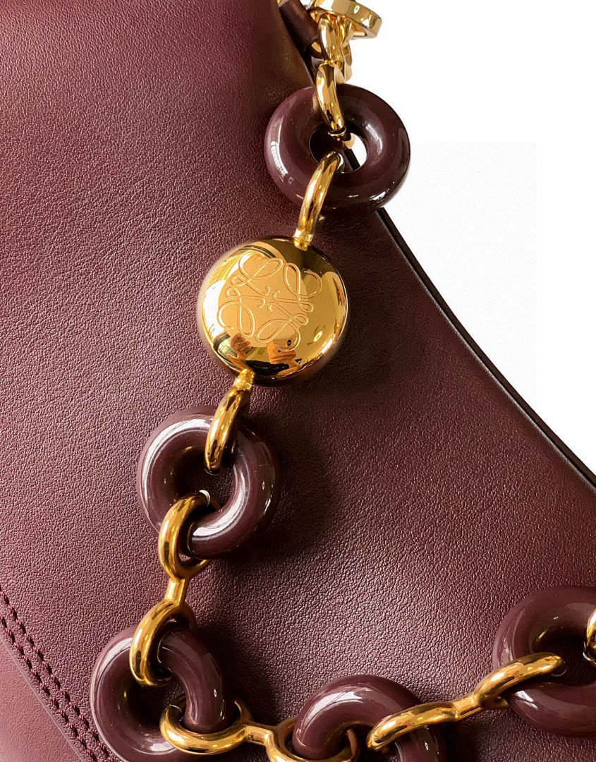 Loewe Cubi Shoulder Bag – Burgundy Deep Wine Smooth Calfskin Gold Resin Chain