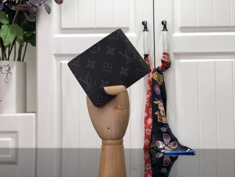 Louis Vuitton Multiple Wallet – Monogram Eclipse Comic Rocket Print