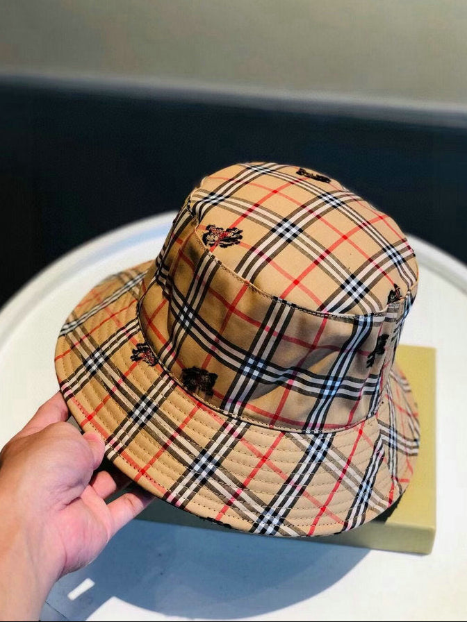 Burberry Vintage Check Bucket Hat — Archive Beige