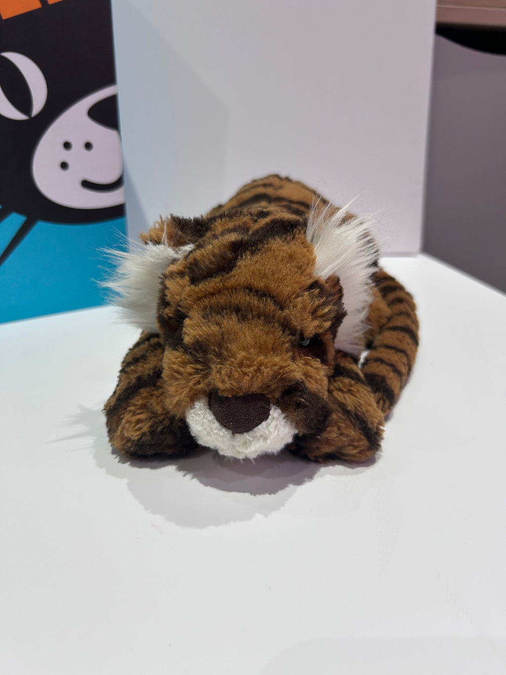 Jellycat Tia Tiger - Little #1