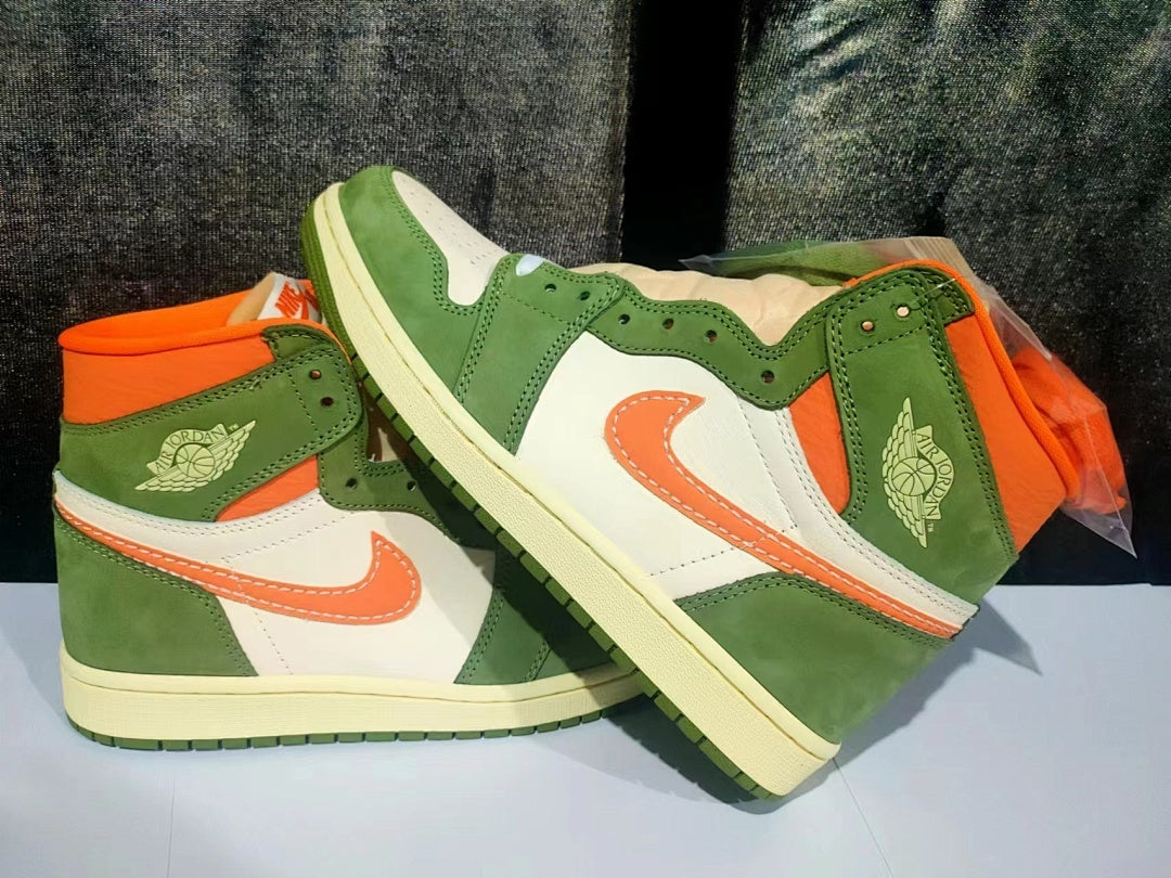 Air Jordan 1 Retro High OG Lucky Green – Green / Orange / Sail