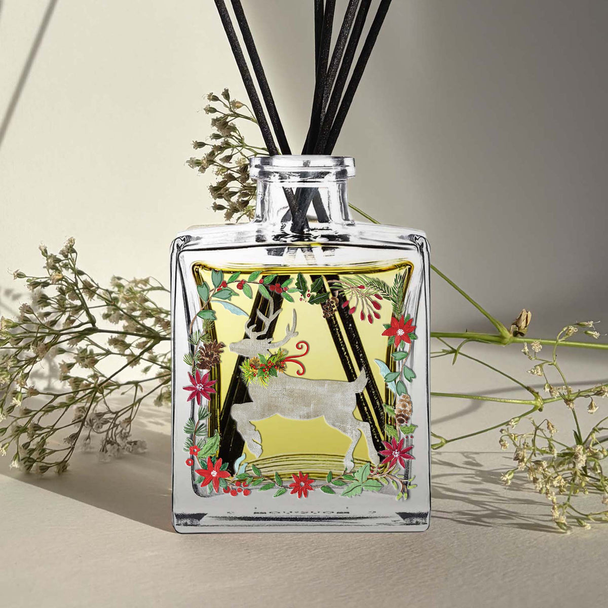 Reindeer Magic - Evergreen Forest 5oz Oil Reed Diffuser Set