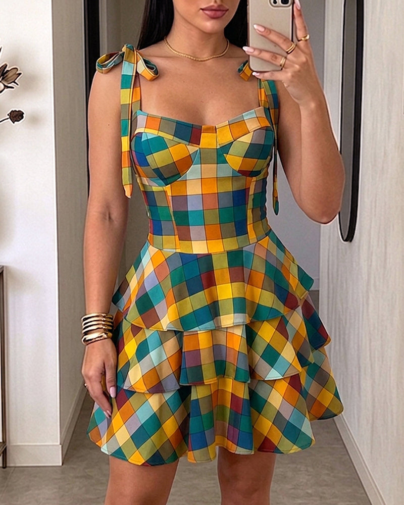 Damen Minikleid mit Farbblock-Karomuster, elegant, mit Bindeträgern, gerüschtem Stufenrock, rückenfreies A-Linien-Sommerkleid mit gesmoktem Rücken für den Urlaub