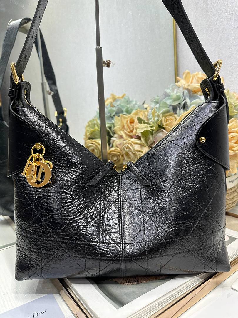 Dior Toujours Bag Large – Black Macrocannage Crinkled Calfskin Gold CD Charm